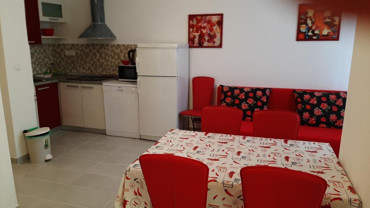 Apartmani Mw, Crveni Apartman 巴斯卡 外观 照片