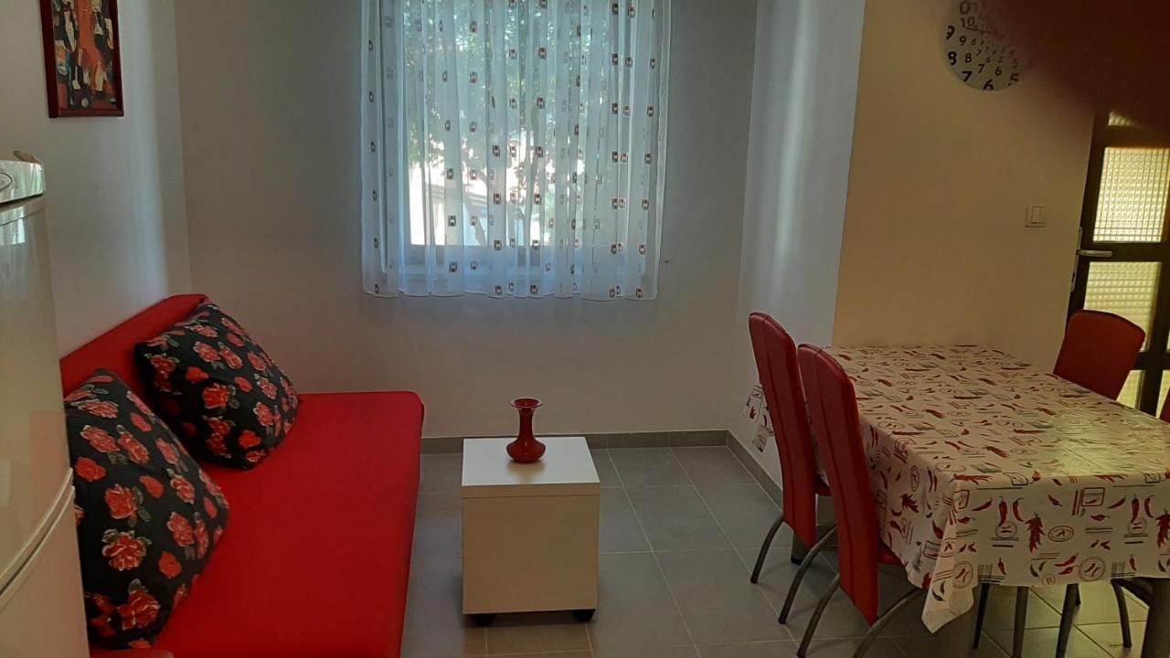 Apartmani Mw, Crveni Apartman 巴斯卡 外观 照片