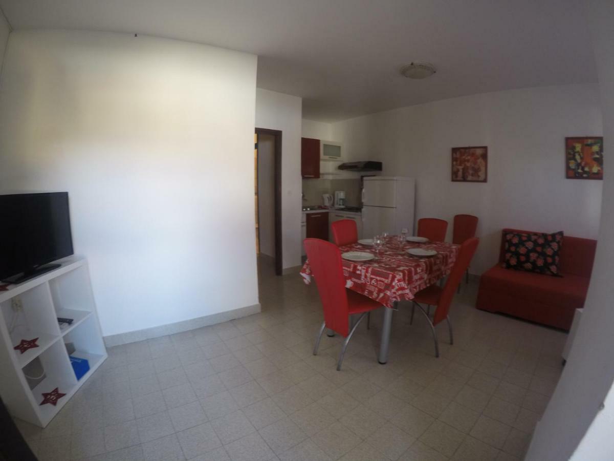 Apartmani Mw, Crveni Apartman 巴斯卡 外观 照片